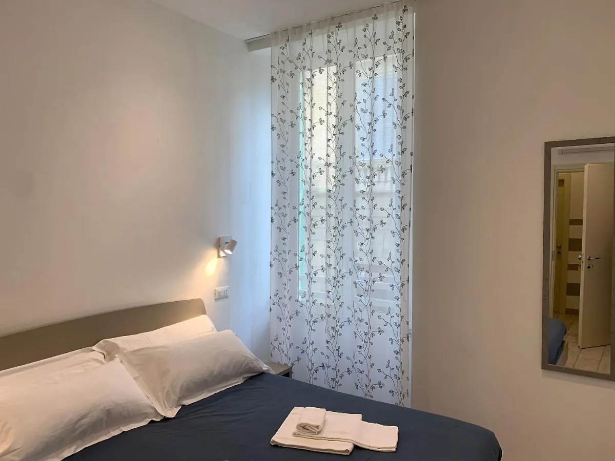 Affittacamere Sapore Di Mare Levanto 3*,